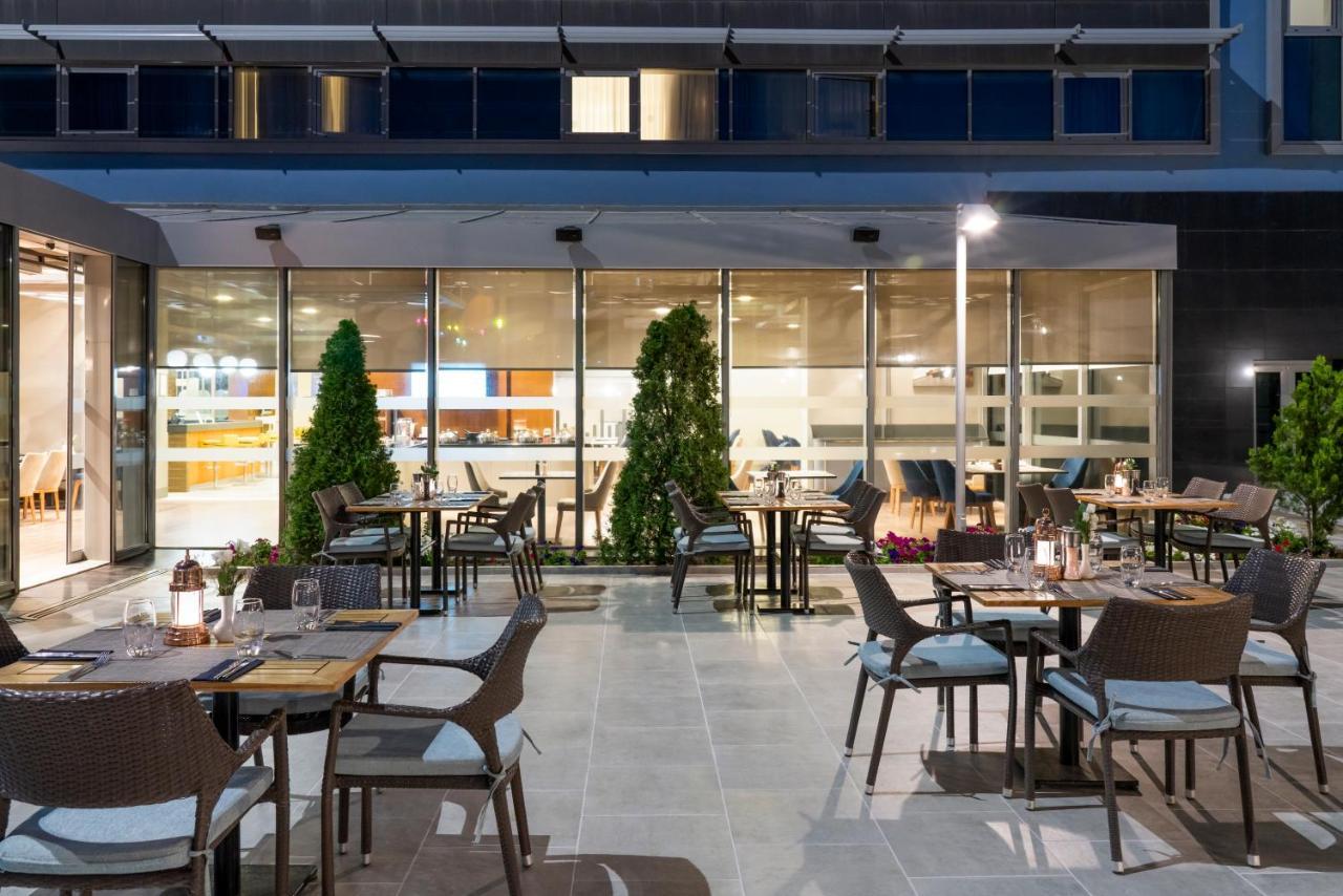 Отель Novotel