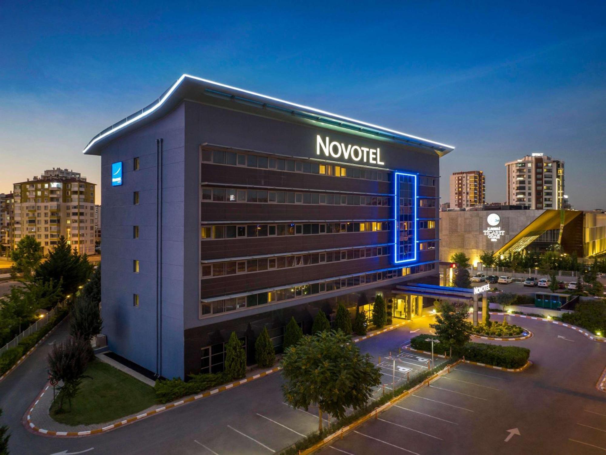 Novotel Отель
